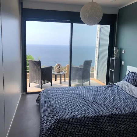 مكان تخييم Mobil 55 M2, 5 Personnes, De L'ile D'or, St Raphael *
